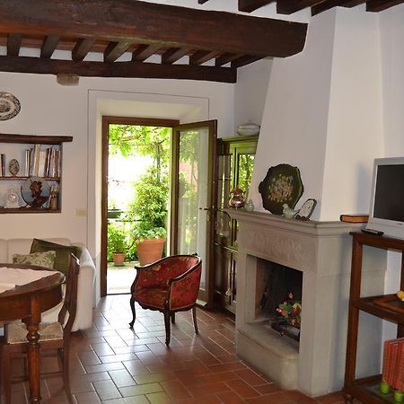 Casa Dell'Ermanna Apartment Кортона Екстериор снимка