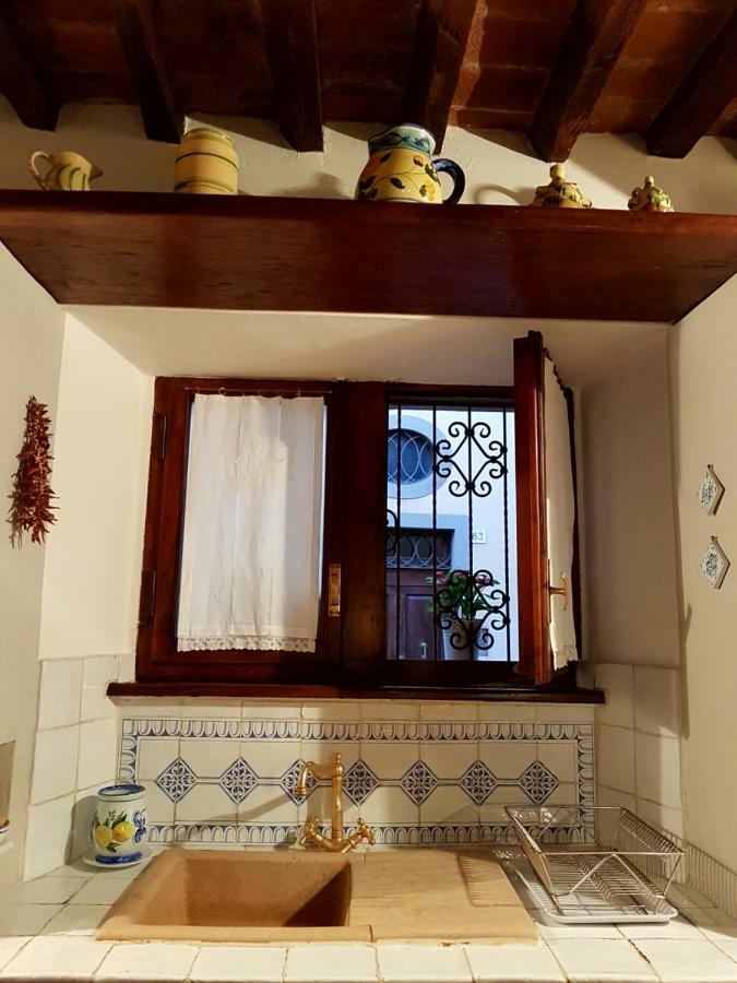 Casa Dell'Ermanna Apartment Кортона Екстериор снимка